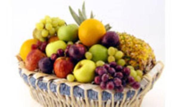 خوردن میوه قبل از غذا بهتر است یا بعد از غذا؟