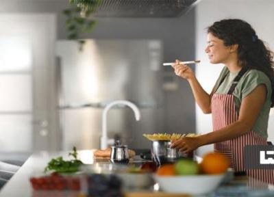 8 ترفند عالی برای از بین بردن بوی غذا در خانه